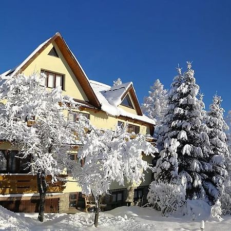 Dom Goscinny Efka Косцелиско Экстерьер фото